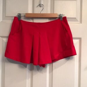 Princess Vera Wang brand size 7 red skort